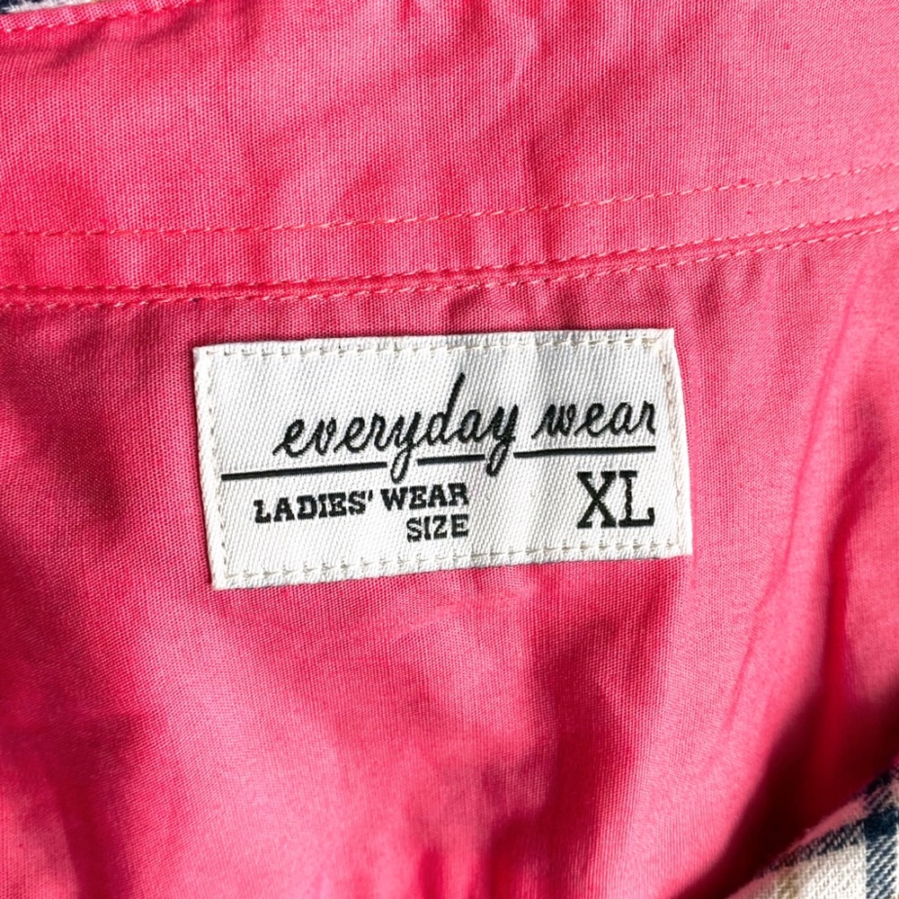 💕 EVERYDAY WEAR PINK BLUE WHITE PLAID FALL SHIRT! - Picture 6 of 13